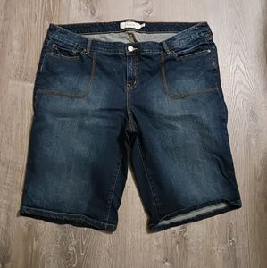 Torrid shorts size 20